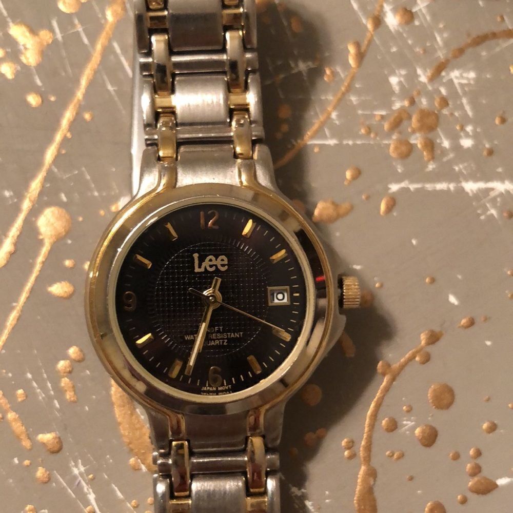 Lee Japan Movement 100 FT Water Resistant Watch